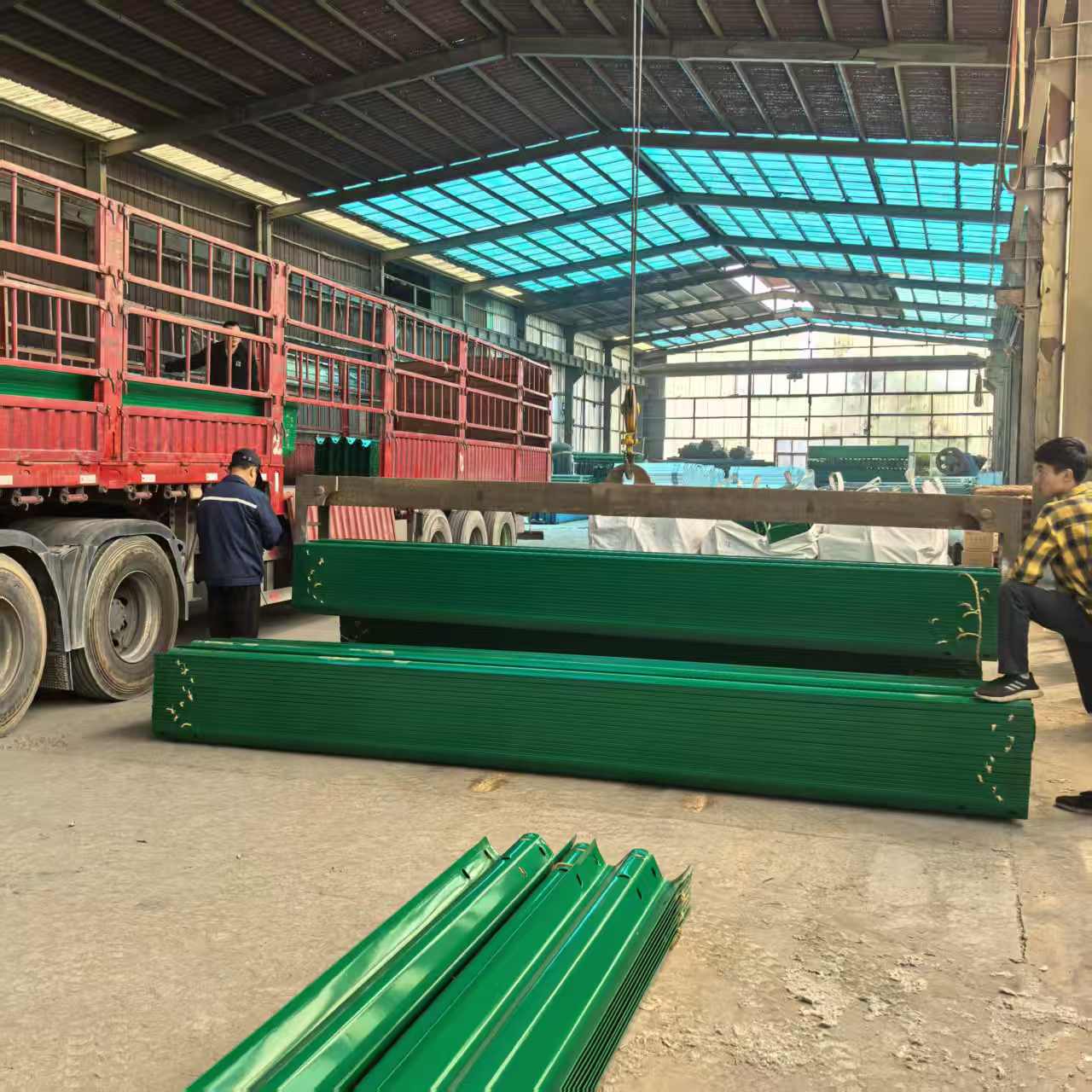 衢州市公路护栏三波波形护栏 - 方案
